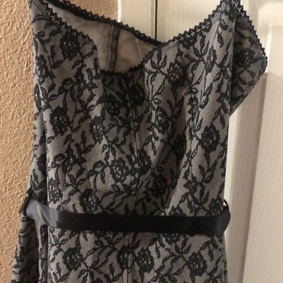 Teenage dress Charlotte Russe size large. - Picture 5 of 7